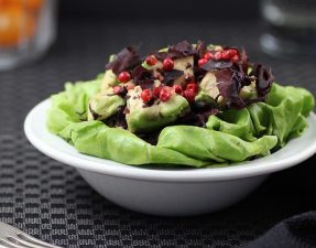 Салат из Авокадо и Красных Водорослей